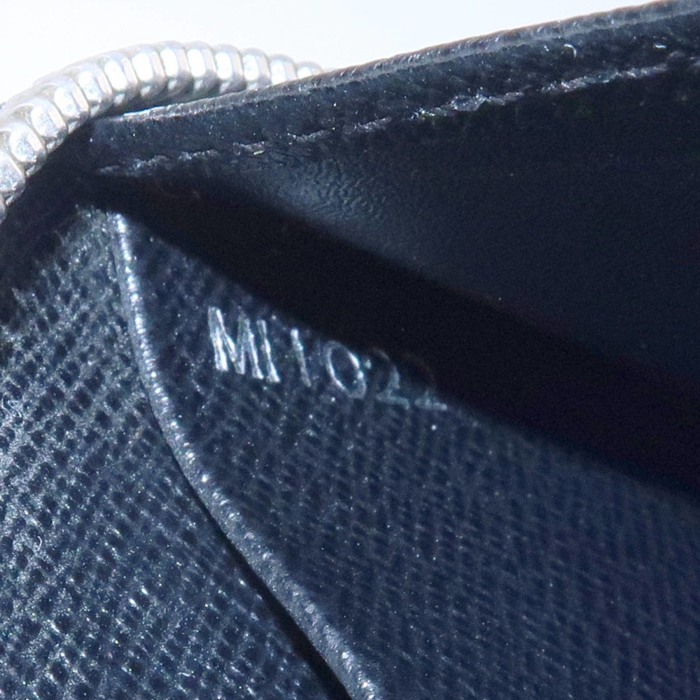 💎✨BEAUTIFUL✨💎Auth Louis Vuitton Taiga Organizer Long Wallet - Picture 15 of 15